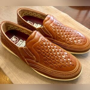Stacy Adams Tan Woven Loafers for Men
Size 11M